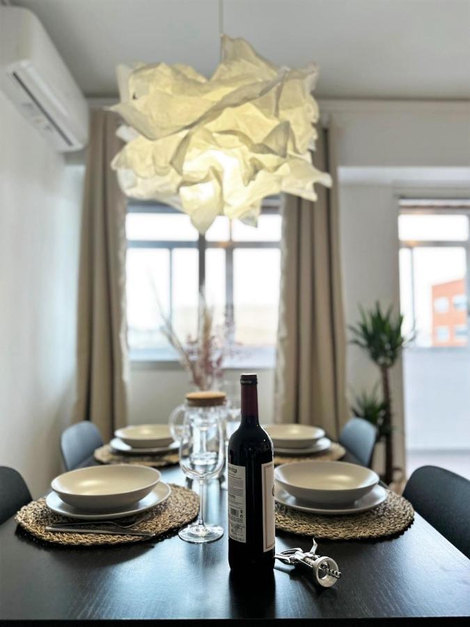 Your Sunny & Spacious Portview Home บาเลนเซีย ภายนอก รูปภาพ